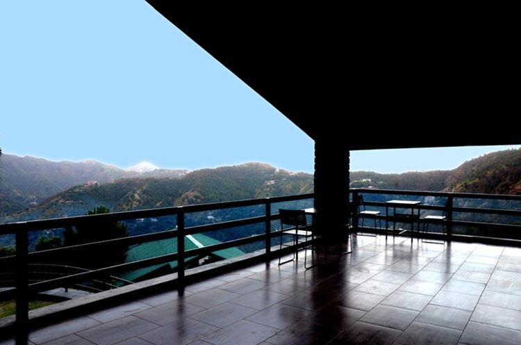 Woodsmoke Retreat Hotell Shimla Eksteriør bilde
