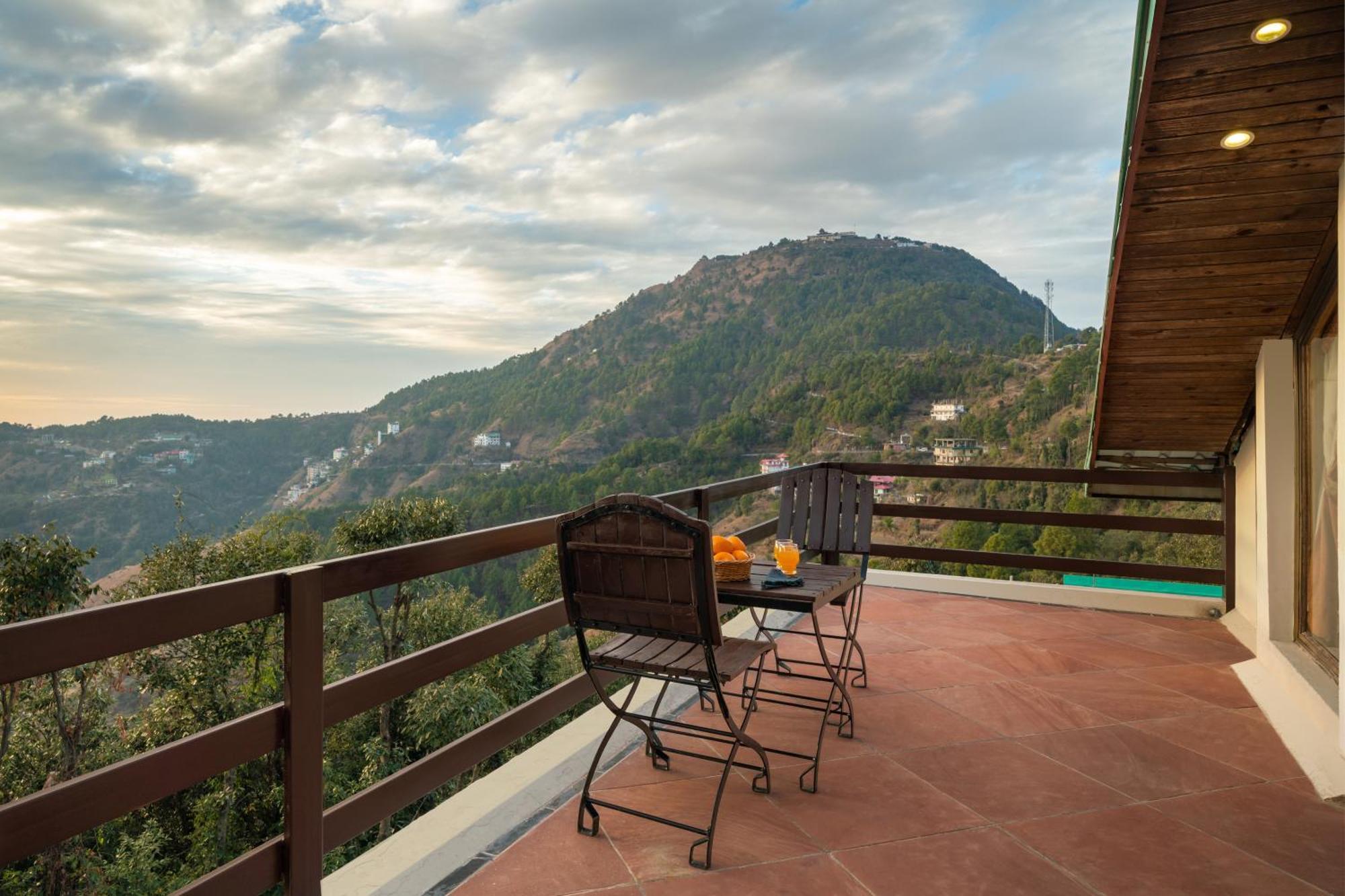 Woodsmoke Retreat Hotell Shimla Eksteriør bilde